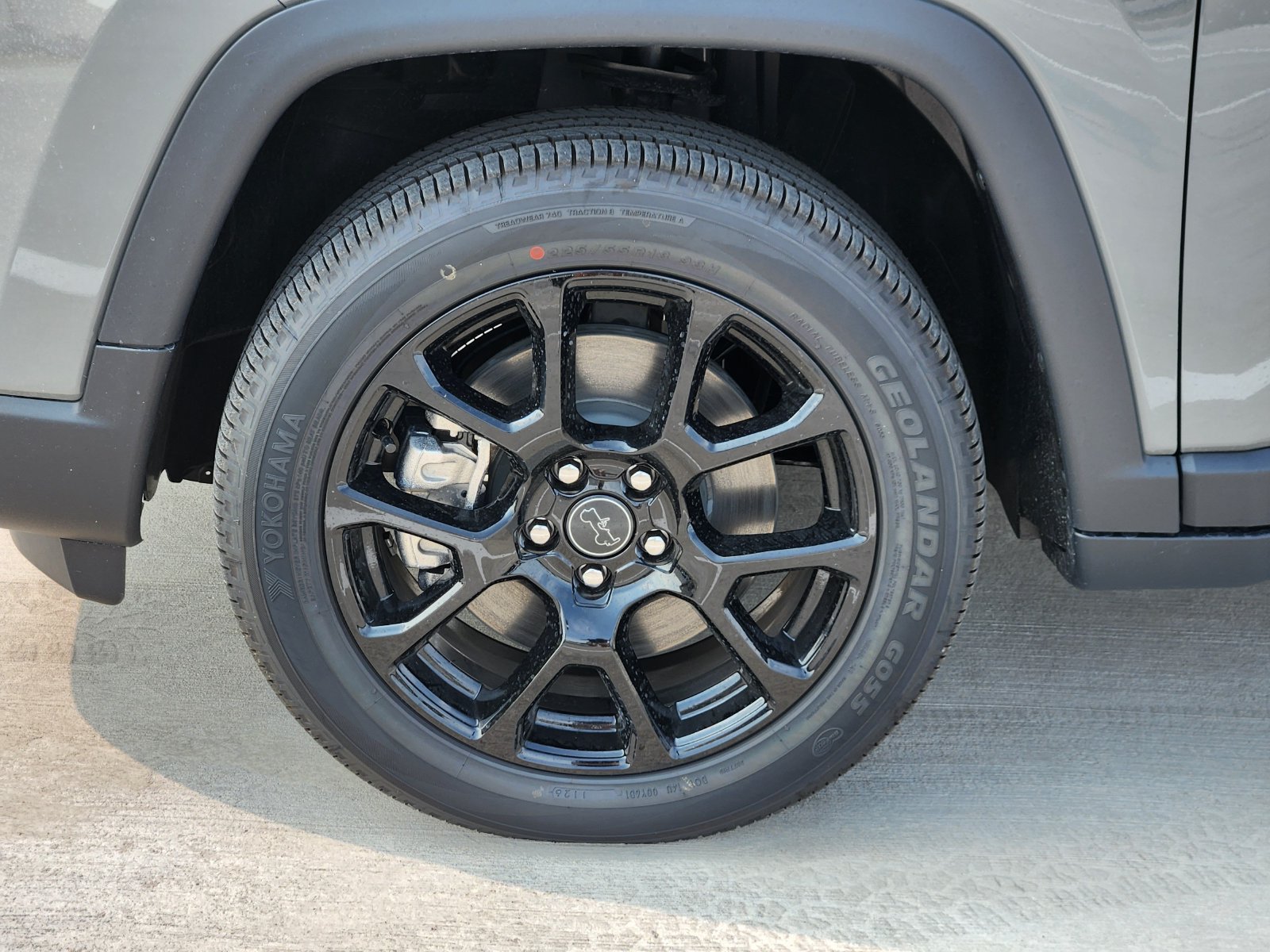 New 2026 Jeep Compass Latitude AWD/4WD image 11