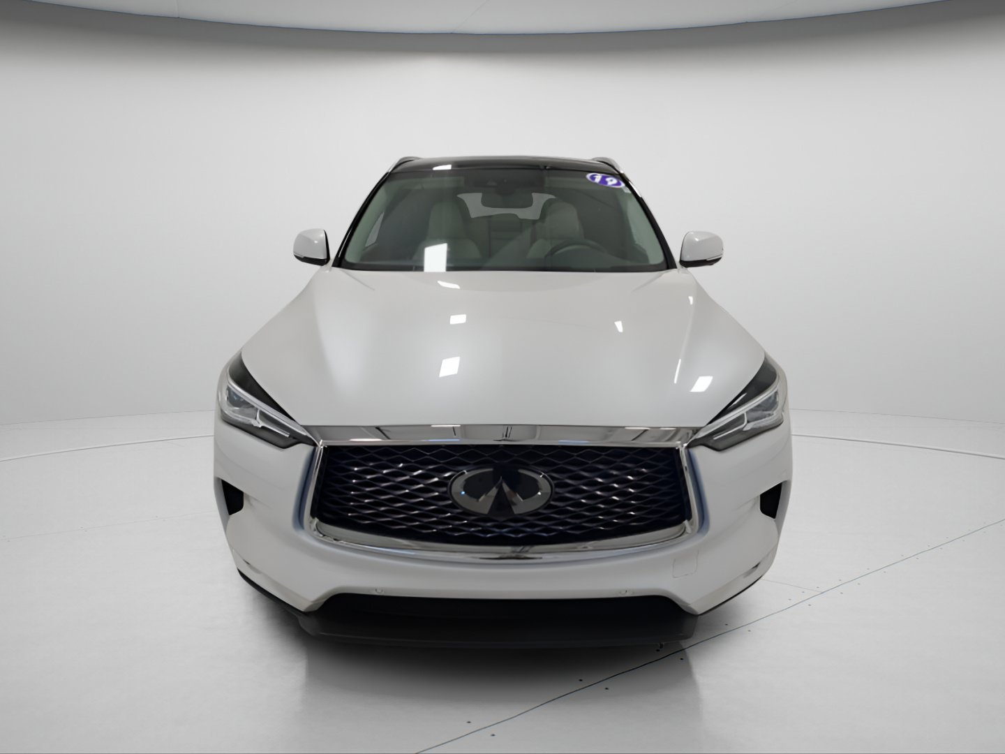 Used 2019 INFINITI QX50 Essential w/ Proactive Package AWD/4WD image 2