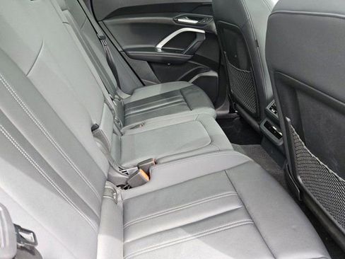 Used 2025 Audi Q5 Premium w/ Convenience Package AWD/4WD image 19