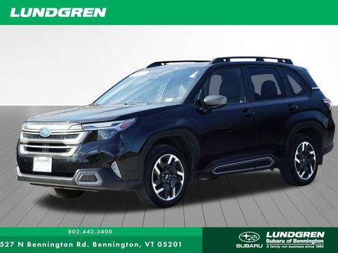 Certified 2025 Subaru Forester Limited image 8