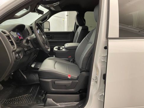 New 2026 RAM 2500 Tradesman w/ Chrome Appearance Group AWD/4WD image 15
