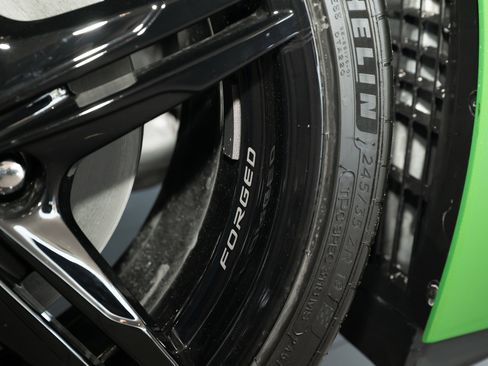 New 2026 Chevrolet Corvette Stingray Preferred Conv image 11