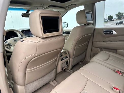 Used 2014 Nissan Pathfinder Platinum w/ Platinum Premium Package AWD/4WD image 19