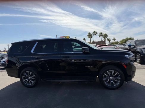 Used 2022 Chevrolet Tahoe LT w/ Luxury Package AWD/4WD image 13