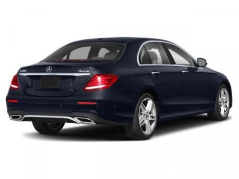 Used 2020 Mercedes-Benz E 450 4MATIC Sedan image 2