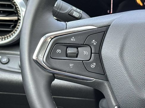 Used 2025 Chevrolet Trax ACTIV w/ Driver Confidence Package FWD image 22