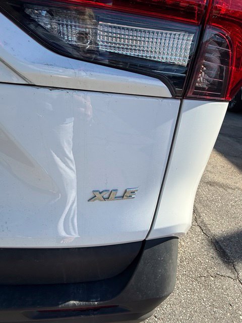Used 2025 Toyota RAV4 XLE FWD image 9