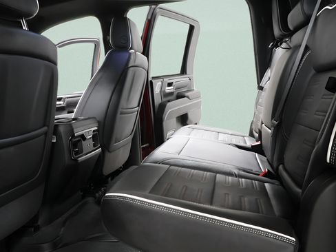 Used 2025 GMC Sierra 2500 AT4X AWD/4WD image 27