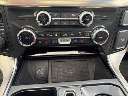 Used 2025 Ford F150 Platinum w/ Equipment Group 703A Plus image 26