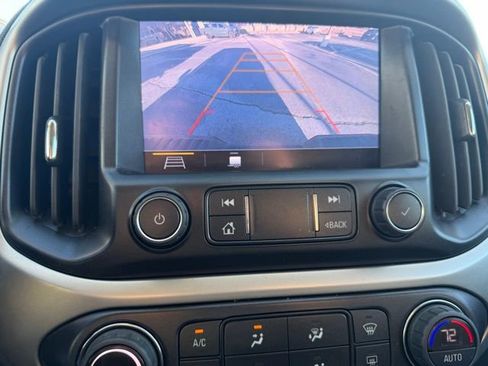 Used 2022 Chevrolet Colorado ZR2 image 16