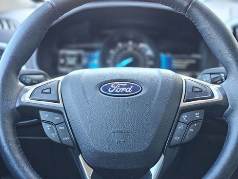 Used 2024 Ford Edge Titanium image 16