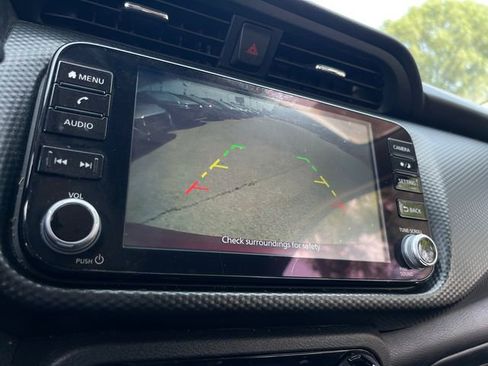 Used 2022 Nissan Kicks SV image 15