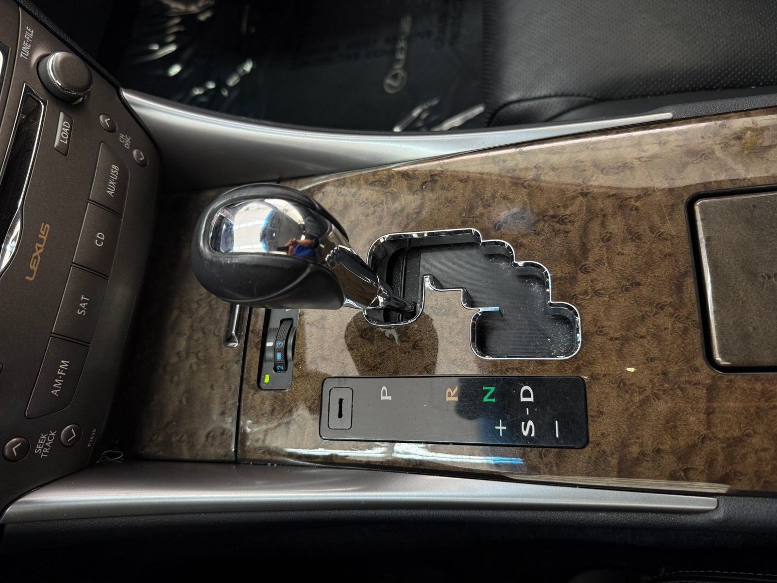Used 2012 Lexus IS 350C RWD image 15