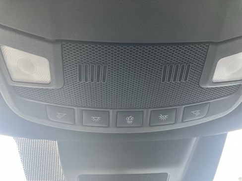 Used 2021 Ford Expedition Limited image 35