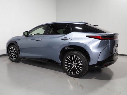 Used 2024 Lexus RZ 300e Premium w/ Technology Package image 8