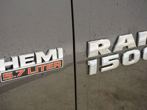 Used 2017 RAM 1500 Sport image 11