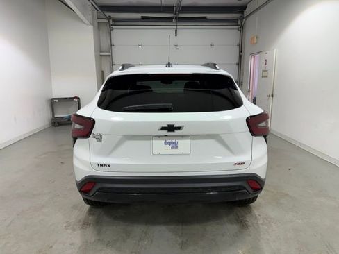 New 2026 Chevrolet Trax RS image 6