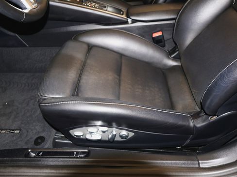 Used 2016 Porsche 911 Turbo image 24