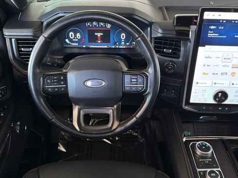 Used 2023 Ford Expedition Max Platinum AWD/4WD image 16