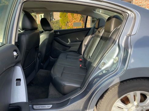 Used 2011 Nissan Altima 2.5 SL w/ 2.5SL Pkg image 39