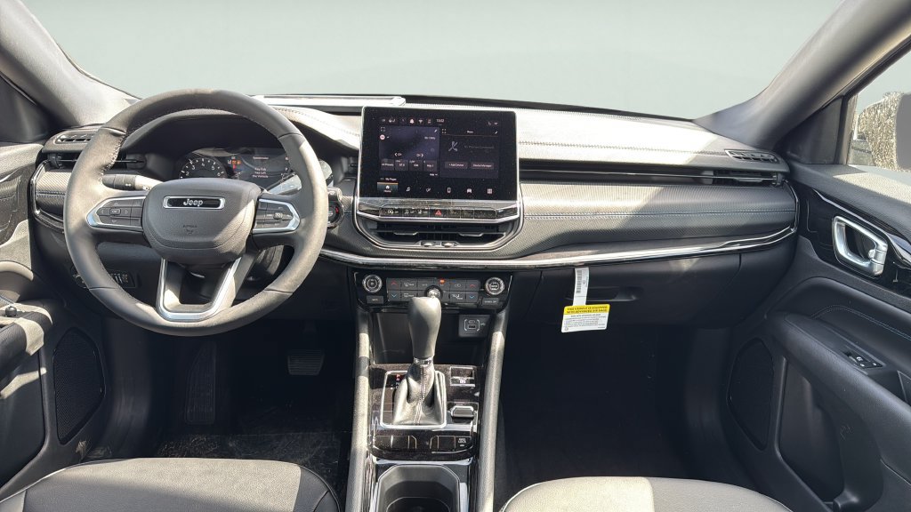 New 2026 Jeep Compass Latitude AWD/4WD image 13