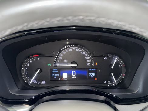 Used 2019 Cadillac XT5 Premium Luxury image 24