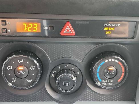 Used 2017 Toyota 86 image 19