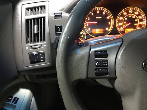 Used 2008 INFINITI FX35 2WD w/ Sport Pkg image 24
