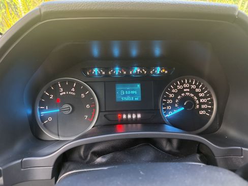 Used 2019 Ford F150 XLT image 9