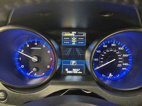 Used 2018 Subaru Outback 2.5i Premium image 16