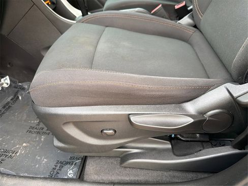Used 2017 Chevrolet Trax LS image 19