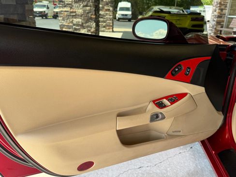 Used 2005 Chevrolet Corvette Coupe w/ Preferred Equipment Group image 8