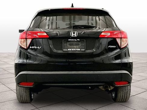Used 2017 Honda HR-V EX image 5
