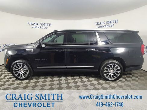 Used 2026 GMC Yukon XL Denali w/ Denali Reserve Package AWD/4WD image 2