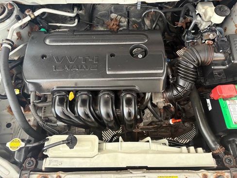 Used 2006 Pontiac Vibe image 28