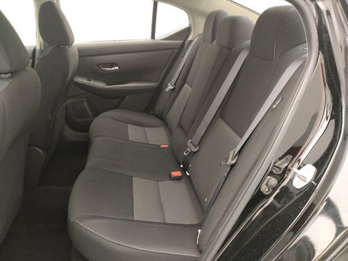 Used 2022 Nissan Sentra SV w/ All-Weather Package image 18