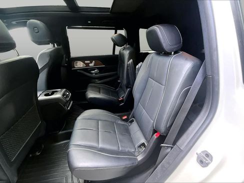 Used 2021 Mercedes-Benz GLS 580 4MATIC image 20