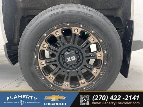 Used 2019 Chevrolet Silverado 1500 LT w/ All Star Edition image 18