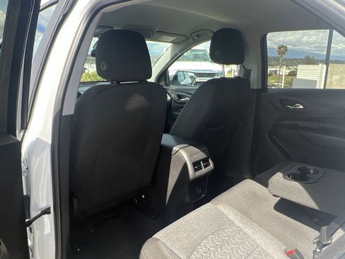 Used 2023 Chevrolet Equinox LT image 20
