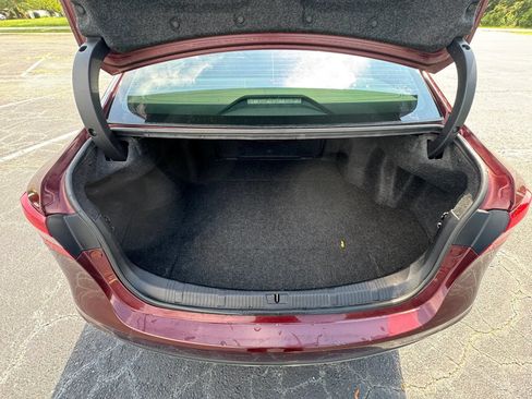 Used 2018 Toyota Avalon Touring FWD image 19