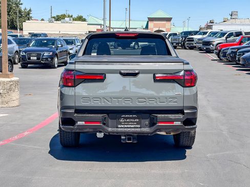 Used 2022 Hyundai Santa Cruz SEL AWD/4WD image 3