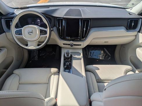 Used 2025 Volvo XC60 B5 Ultra w/ Protection Package Premier AWD/4WD image 28