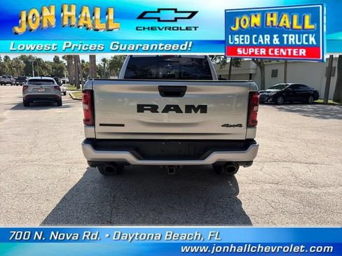 Used 2025 RAM 1500 Big Horn AWD/4WD image 10