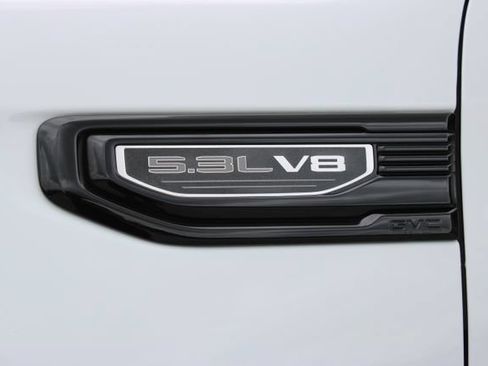 Used 2024 GMC Sierra 1500 Elevation w/ Elevation Premium Package AWD/4WD image 17