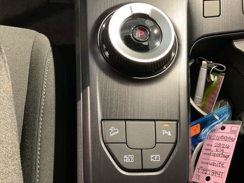 New 2026 Kia Sportage S image 14