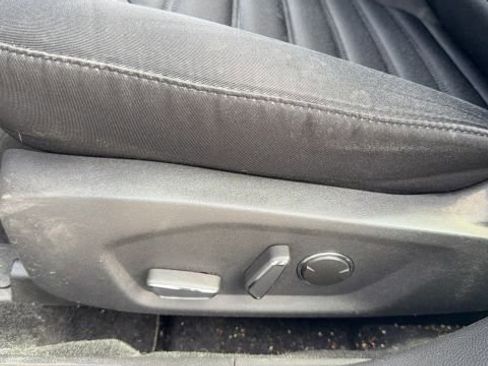 Used 2016 Ford Fusion SE image 10