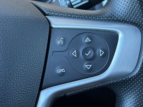 Used 2024 GMC Terrain SLE image 38