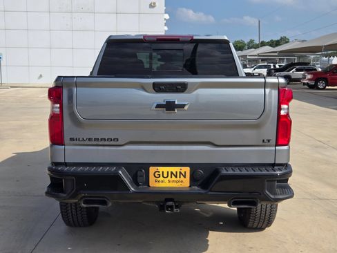Certified 2025 Chevrolet Silverado 1500 LT Trail Boss w/ Dark Appearance Package AWD/4WD image 6