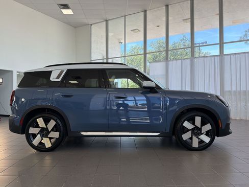 Certified 2026 MINI Cooper Countryman S AWD/4WD image 8