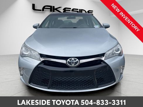 Used 2015 Toyota Camry image 8